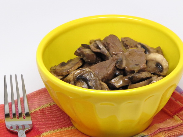 Beef and Mushrooms (Crock Pot)